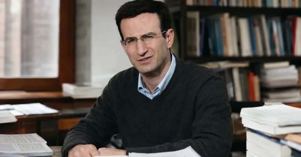 Is Peter Orszag Bald